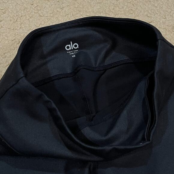 Alo Yoga Cinched Long Leggings Black Size XS - Picture 4 of 8